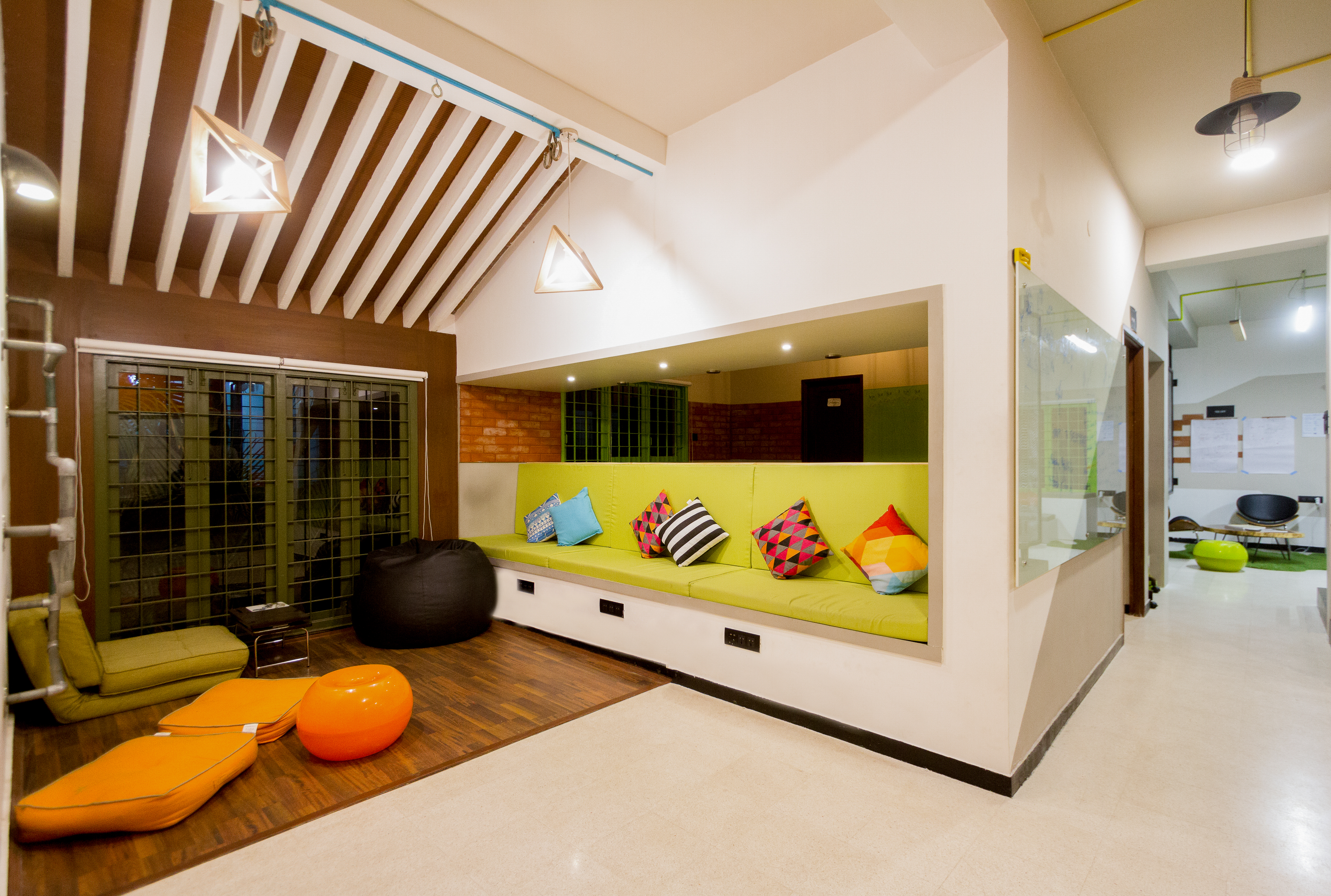 START-UP OFFICE