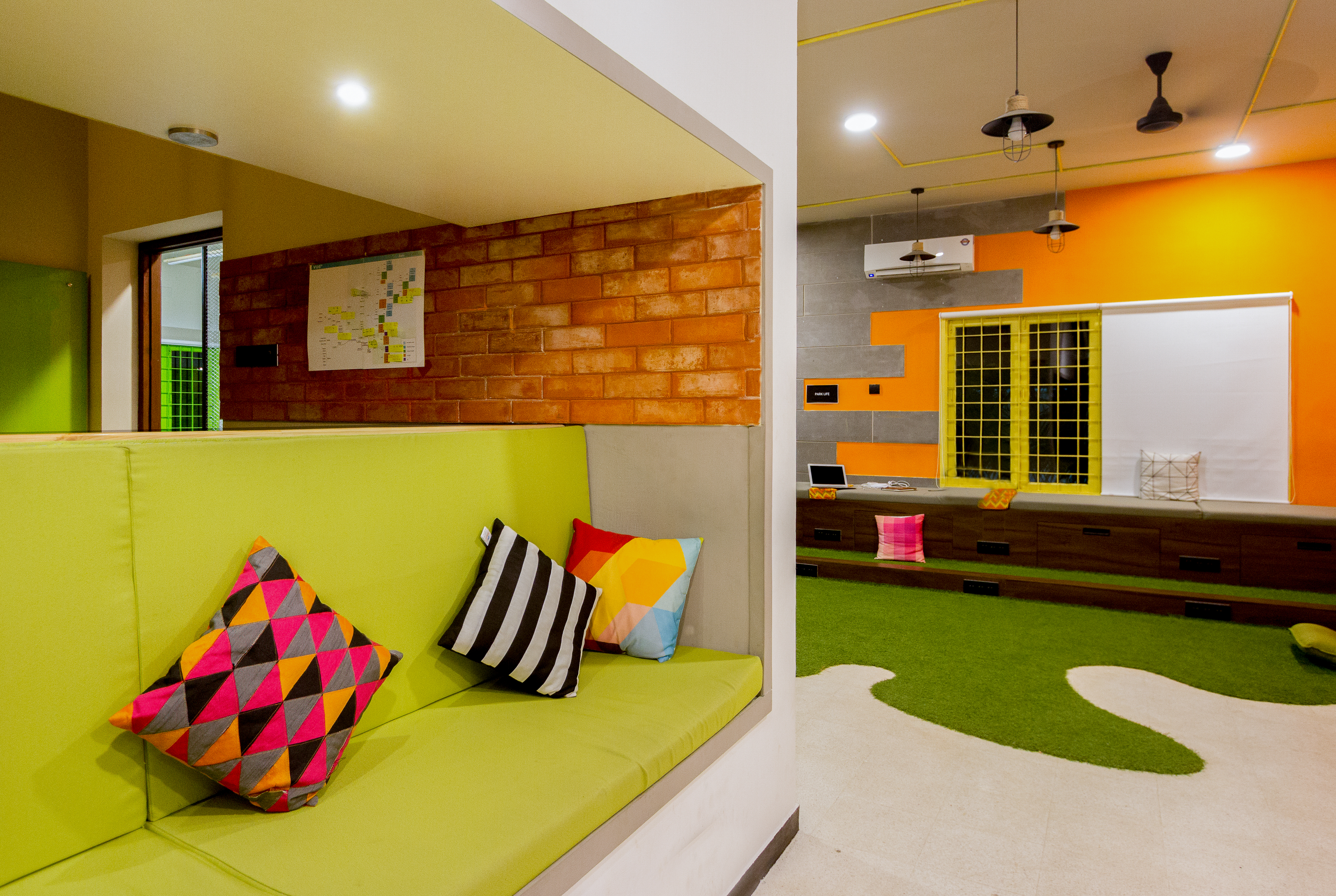 START-UP OFFICE