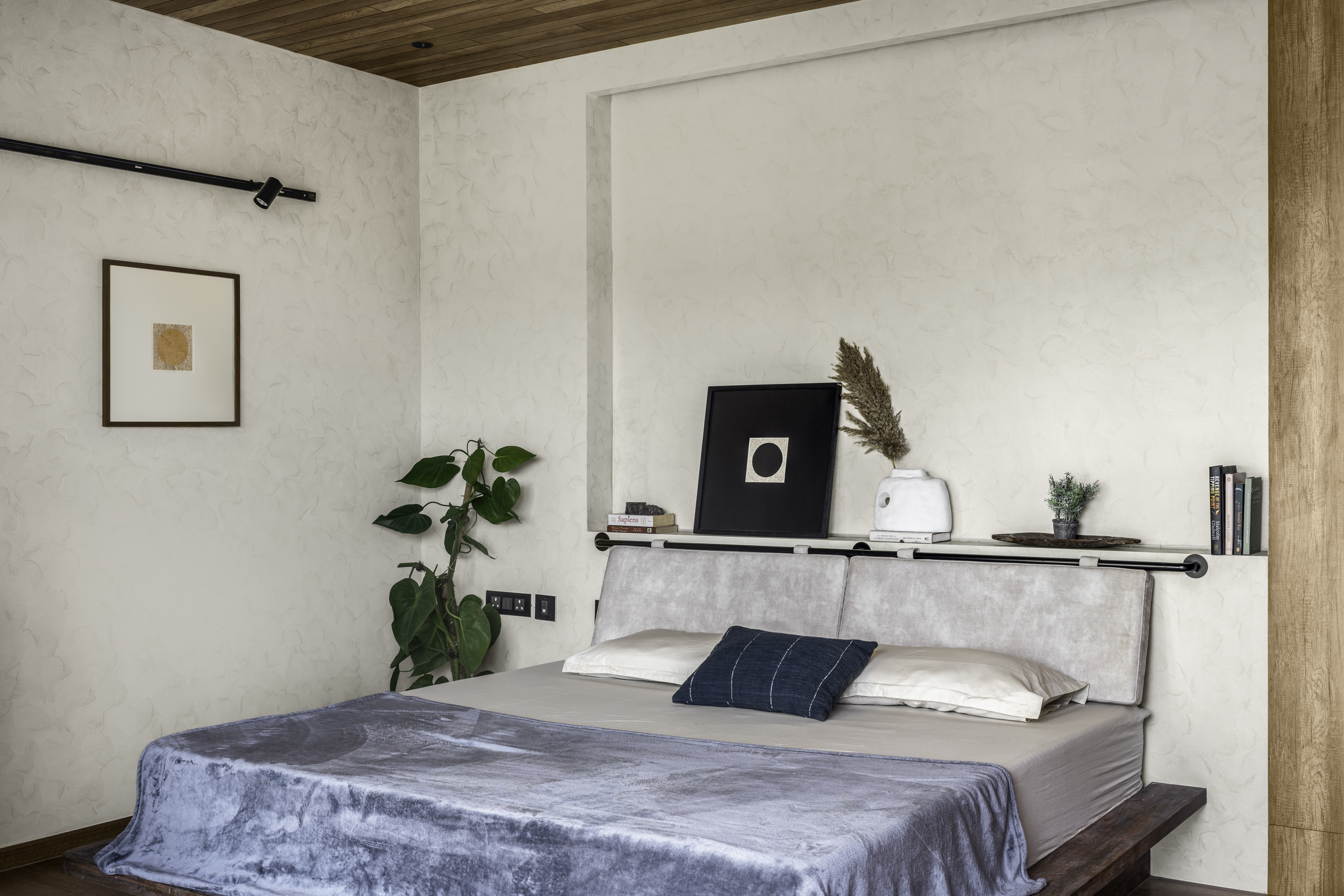 ADYAR APARTMENT